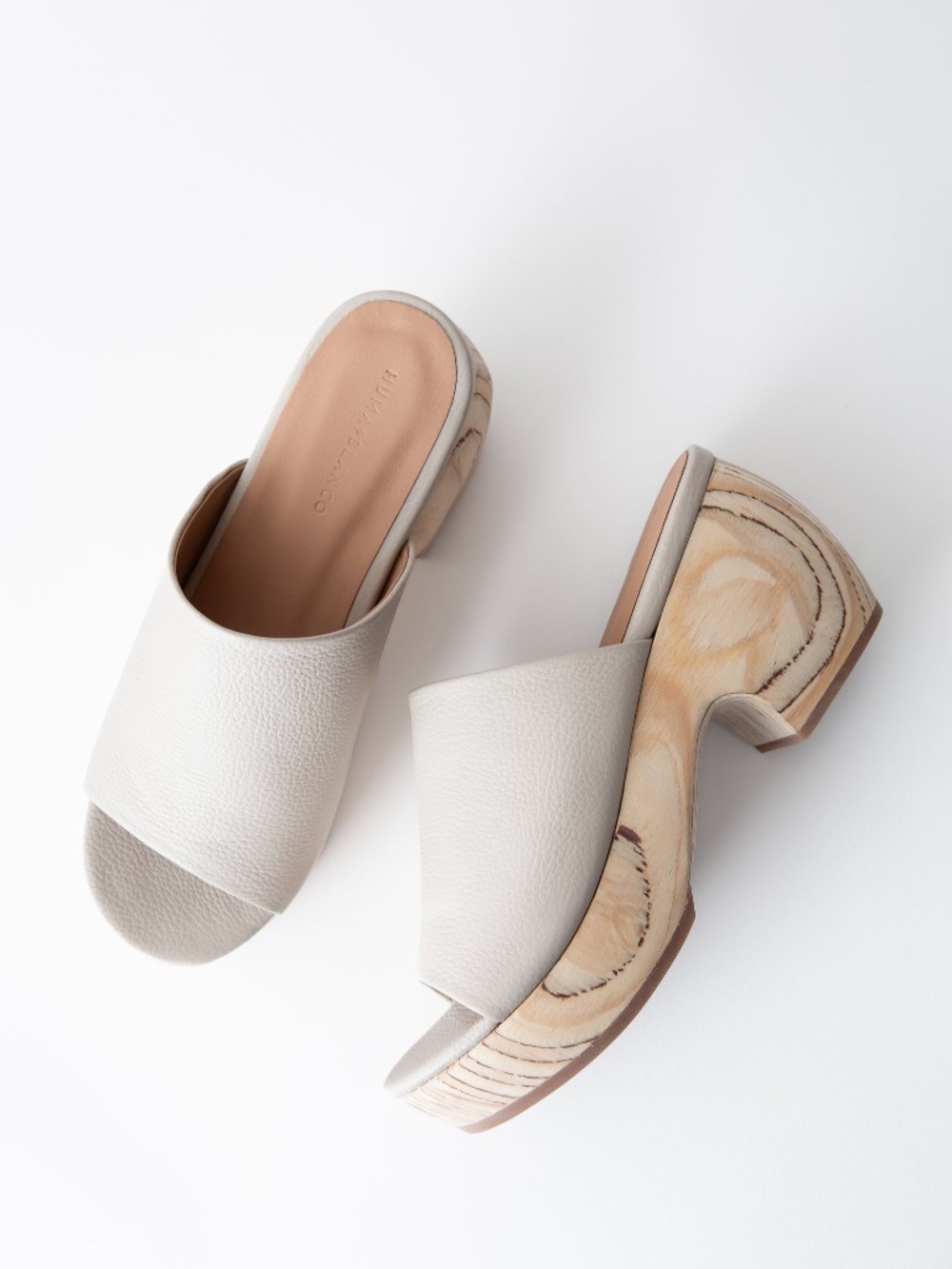 Huma Blanco Katlyn Clog - Pebbled Cream Nappa